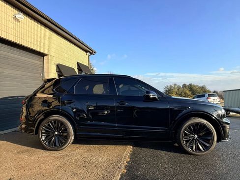 Used 2022 Bentley Bentayga Speed image 2