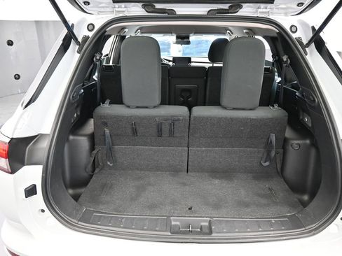 Used 2022 Mitsubishi Outlander ES image 40