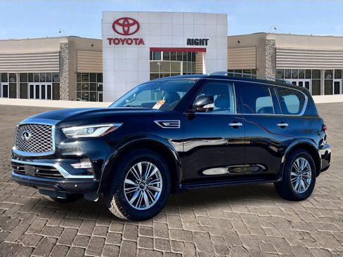 Used 2022 INFINITI QX80 Luxe image 2
