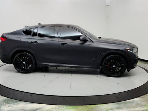 Used 2022 BMW X6 M50i w/ Premium Package AWD/4WD image 4