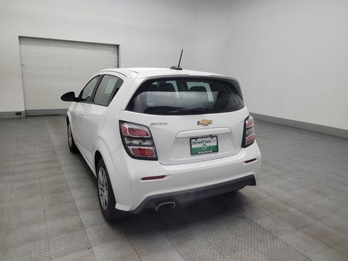 Used 2017 Chevrolet Sonic LT image 5