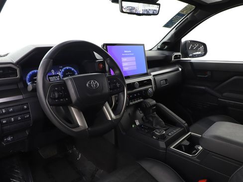 Used 2025 Toyota 4Runner TRD Off-Road Premium w/ Tow Technology Package image 27