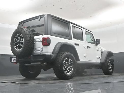 Used 2026 Jeep Wrangler Unlimited Rubicon AWD/4WD image 48