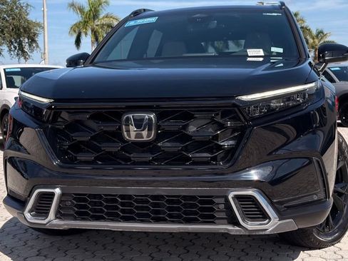 Used 2024 Honda CR-V Sport Touring image 2