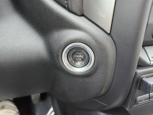 Used 2019 Chevrolet Silverado 1500 RST w/ All-Star Edition AWD/4WD image 9