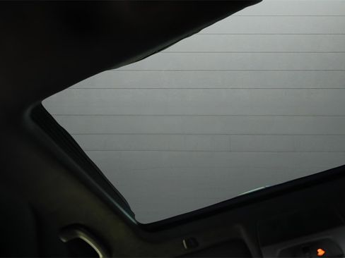 Used 2015 BMW M5 image 39