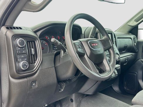Used 2025 GMC Sierra 1500 Pro w/ Graphite Edition AWD/4WD image 9