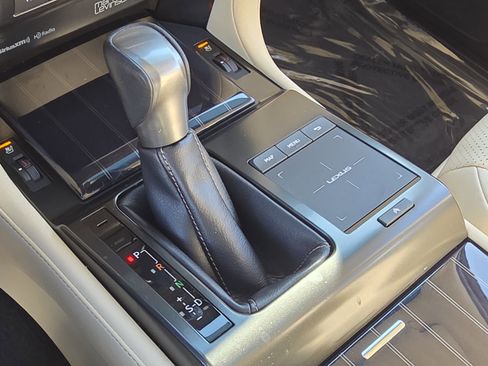 Certified 2022 Lexus GX 460 Luxury image 25