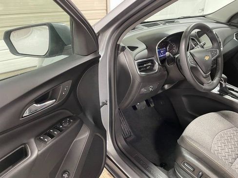 Used 2023 Chevrolet Equinox LT image 13