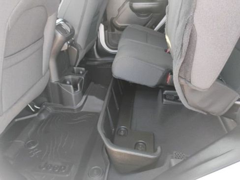 New 2026 Jeep Gladiator Sport AWD/4WD image 14