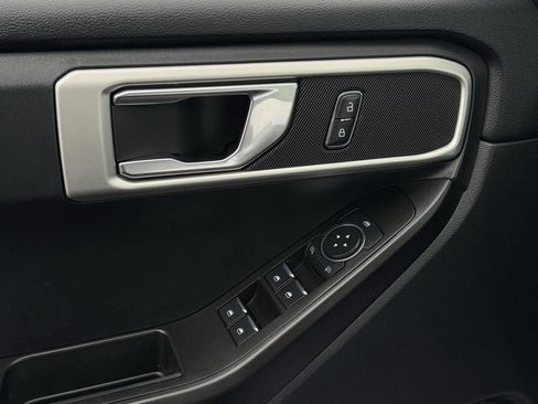 Used 2020 Ford Explorer 4WD image 22