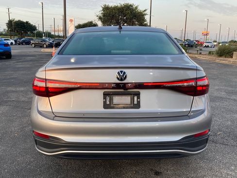 Used 2025 Volkswagen Jetta S FWD image 5
