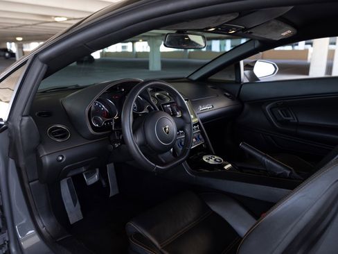 Used 2013 Lamborghini Gallardo LP 560-4 AWD/4WD image 2
