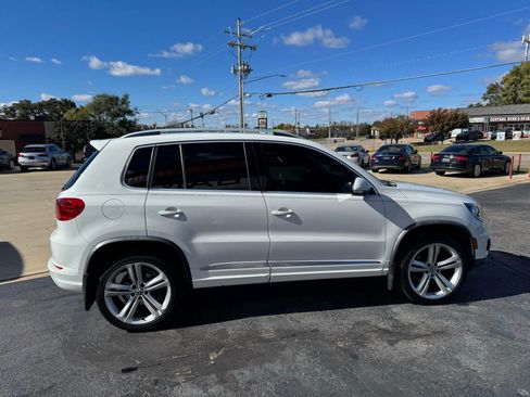 Used 2016 Volkswagen Tiguan R-Line FWD image 7