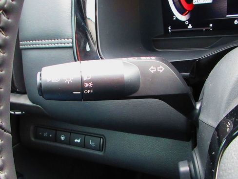 New 2026 Nissan Pathfinder Platinum w/ Cargo Package image 25