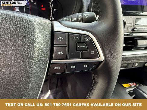 Used 2025 Toyota Grand Highlander AWD image 18