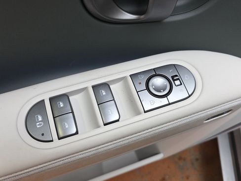 New 2026 Hyundai Ioniq 5 Limited image 26