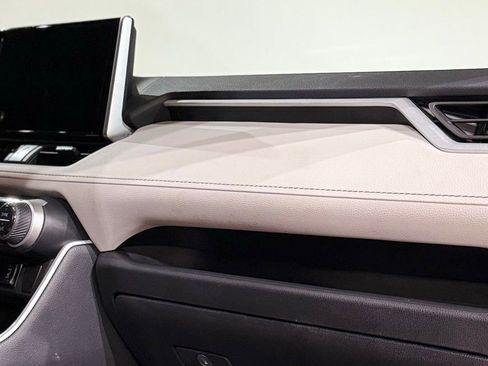 Used 2025 Toyota RAV4 XLE w/ Convenience Package image 54