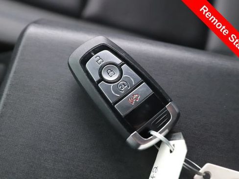 Used 2022 Ford Bronco Black Diamond AWD/4WD image 3