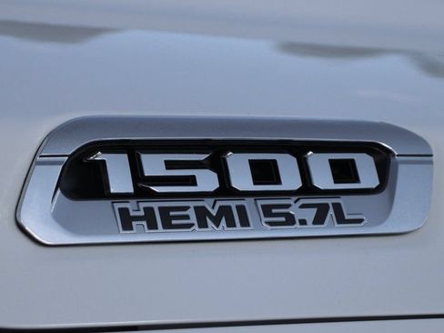 Used 2022 RAM 1500 Big Horn AWD/4WD image 43