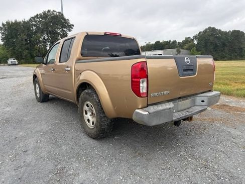 Used 2005 Nissan Frontier SE w/ (P01) Power Pkg RWD image 3