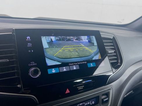 Used 2024 Honda Passport TrailSport image 20