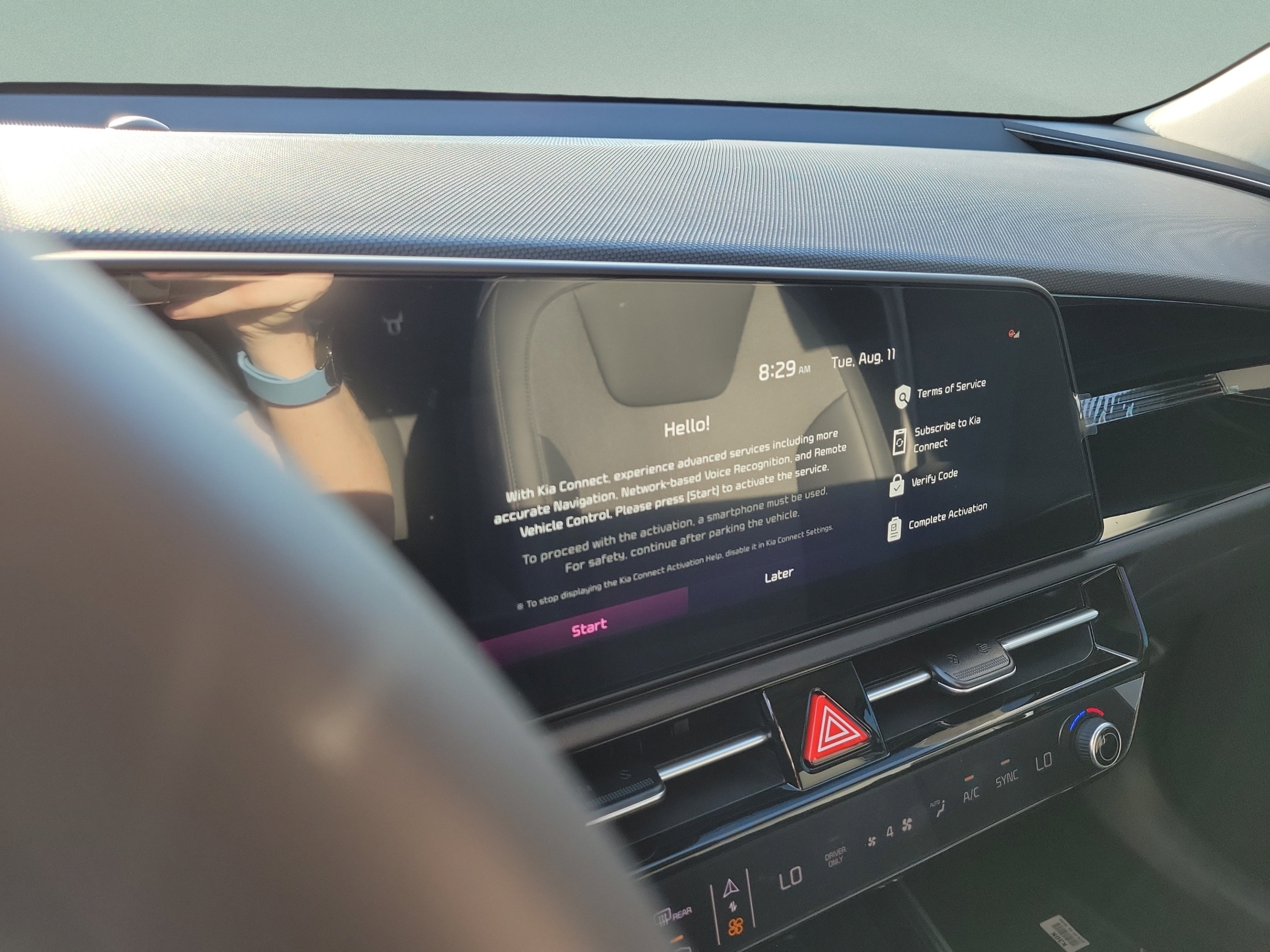 New 2026 Kia Niro EX FWD image 17