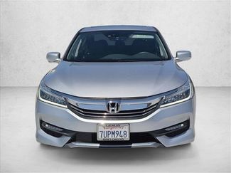 Used 2017 Honda Accord Touring video 2