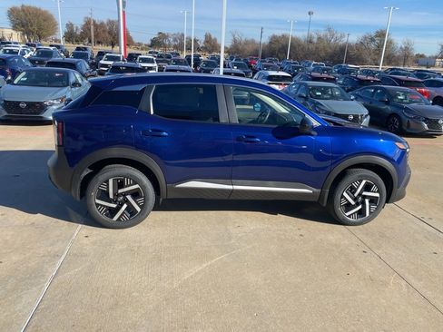 New 2026 Nissan Kicks SV w/ SV Premium Package image 6