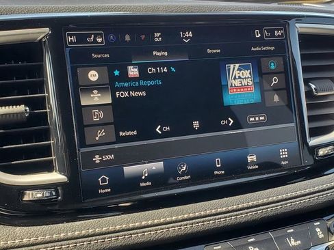 New 2026 Chrysler Pacifica Select image 16