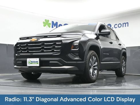 Used 2025 Chevrolet Equinox LT AWD/4WD image 8