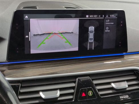 Used 2020 BMW 530i xDrive w/ Convenience Package image 32