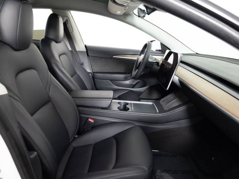 Used 2023 Tesla Model 3 Standard Range RWD image 27