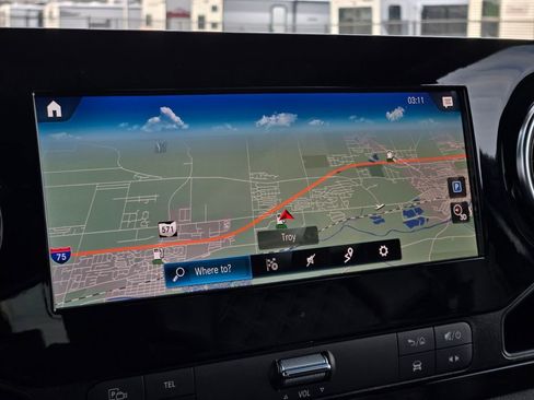 Used 2024 Mercedes-Benz Sprinter 2500 image 17