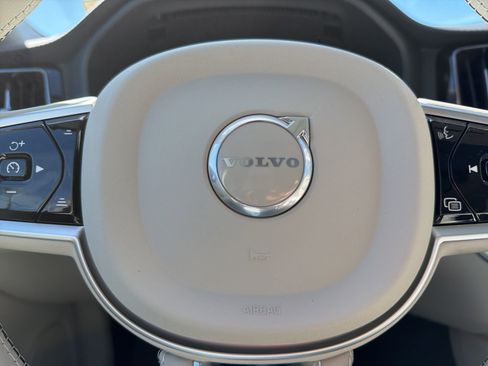 New 2026 Volvo XC60 B5 Ultra w/ Protection Package Premier image 45