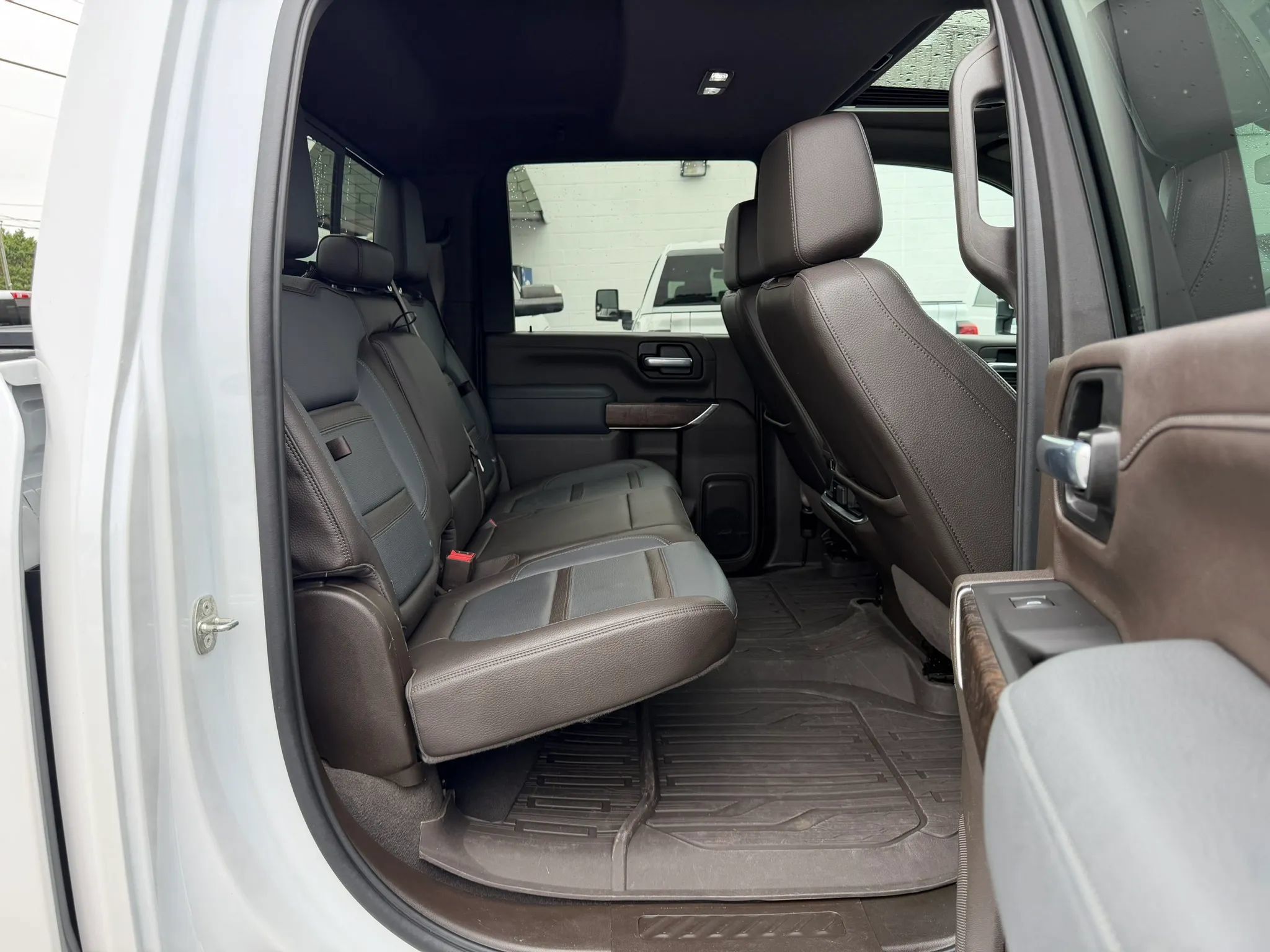 Used 2021 GMC Sierra 3500 Denali w/ Denali Ultimate Package AWD/4WD image 33
