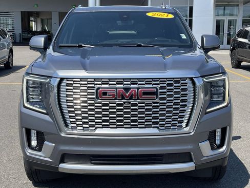 Used 2021 GMC Yukon Denali w/ Denali Ultimate Package AWD/4WD image 13