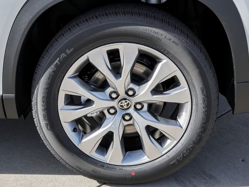 New 2026 Toyota Grand Highlander Limited image 13