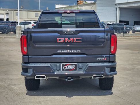 Used 2023 GMC Sierra 1500 AT4 w/ AT4 Premium Package AWD/4WD image 6