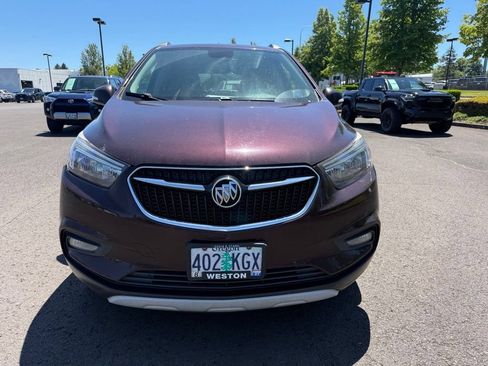 Used 2017 Buick Encore Sport Touring AWD/4WD image 2