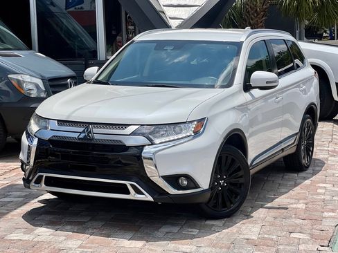 Used 2020 Mitsubishi Outlander SEL image 43