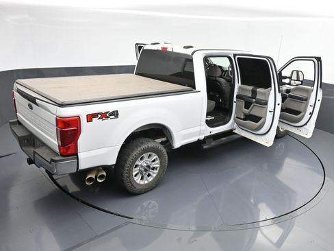 Used 2021 Ford F250 XLT w/ FX4 Off-Road Package image 43