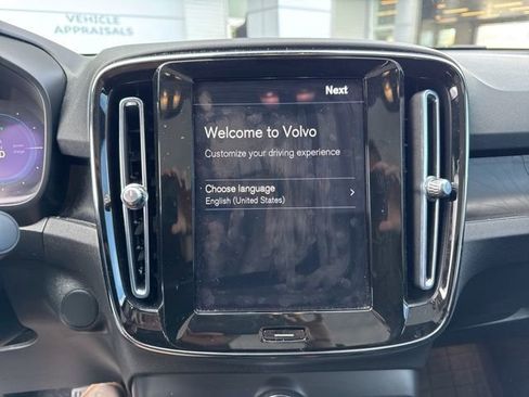 Used 2023 Volvo C40 P8 Recharge Ultimate w/ Protection Package Premier image 5