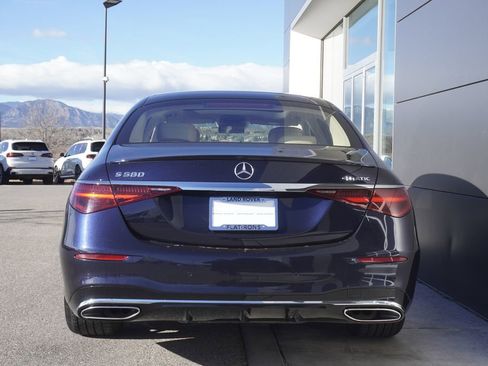 Used 2022 Mercedes-Benz S 580 4MATIC Sedan image 6