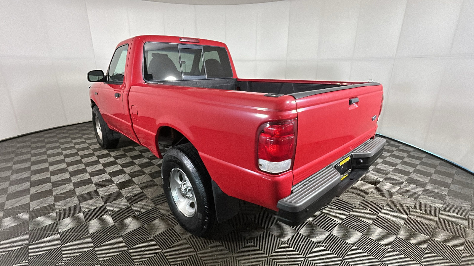Used 2000 Ford Ranger XL RWD image 4