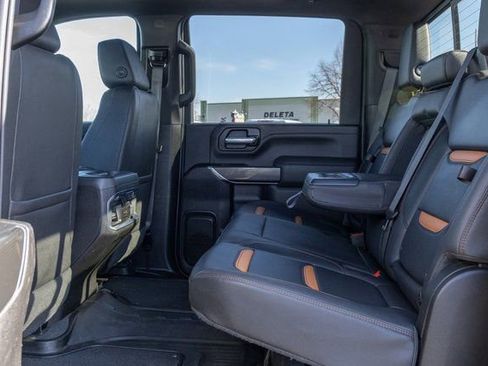 Certified 2023 GMC Sierra 2500 AT4 w/ AT4 Preferred Package image 8