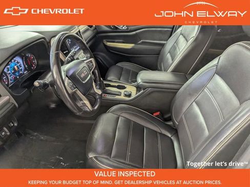 Used 2019 GMC Acadia Denali image 11