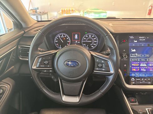 Used 2022 Subaru Outback Limited AWD/4WD image 11