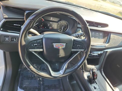 Certified 2023 Cadillac XT6 Luxury FWD image 19