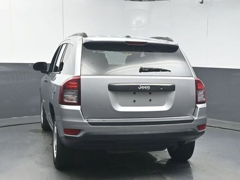 Used 2016 Jeep Compass Sport FWD image 6